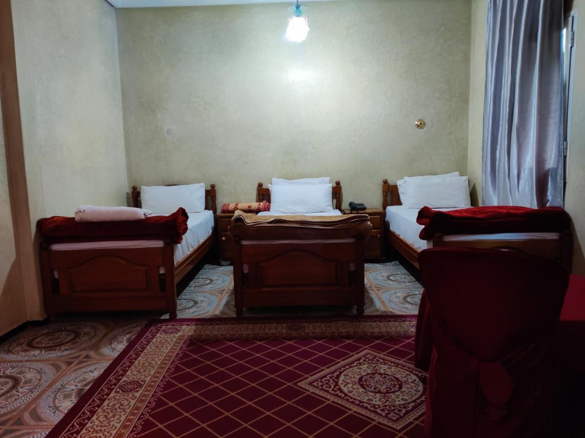 Hotel Cafe Restaurant Assaka Тизнит Екстериор снимка
